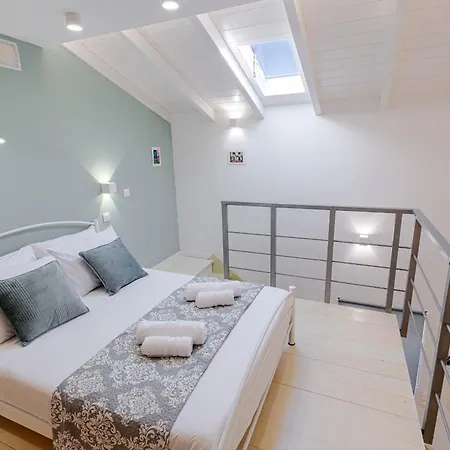Viatzo Loft Apartment *